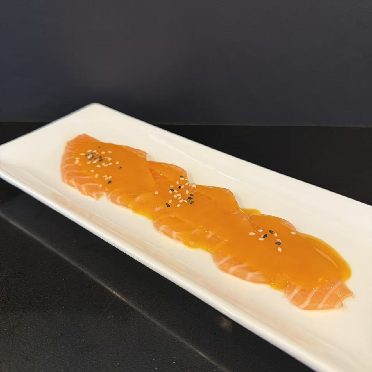 Carpaccio salmone mango
