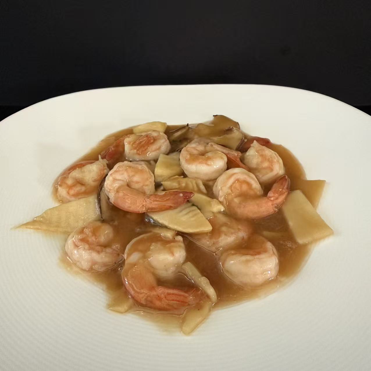 Gamberetti funghi e bambu