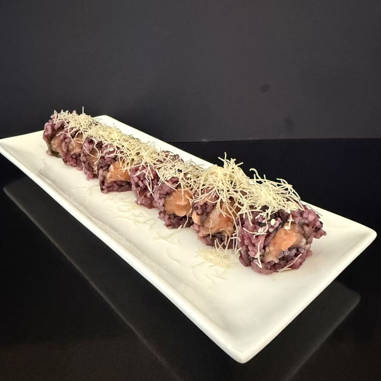 Ura Black spicy salmon